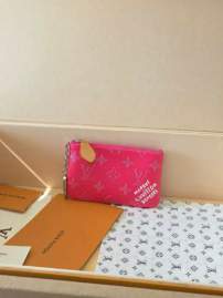 Picture of Louis Vuitton Wallets _SKUfw217037883fw